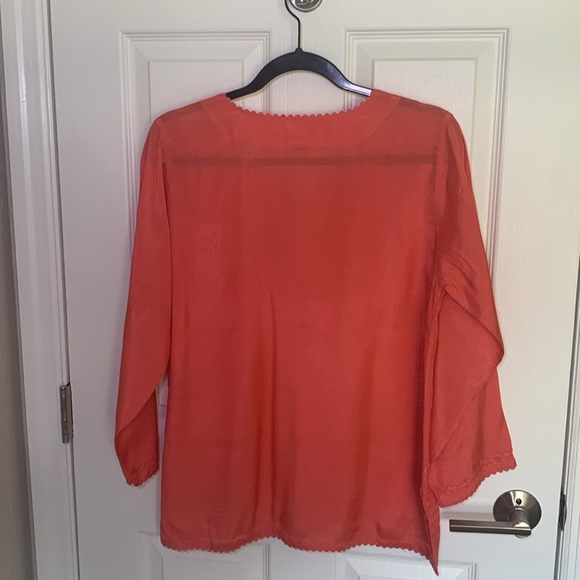 Embroidered with sequin accents made in India tunic top - Picture 3 of 8